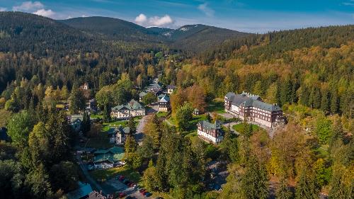 Zah�jen� l�ze�sk� sez�ny