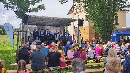 Otev�en� l�ze�sk� sez�ny